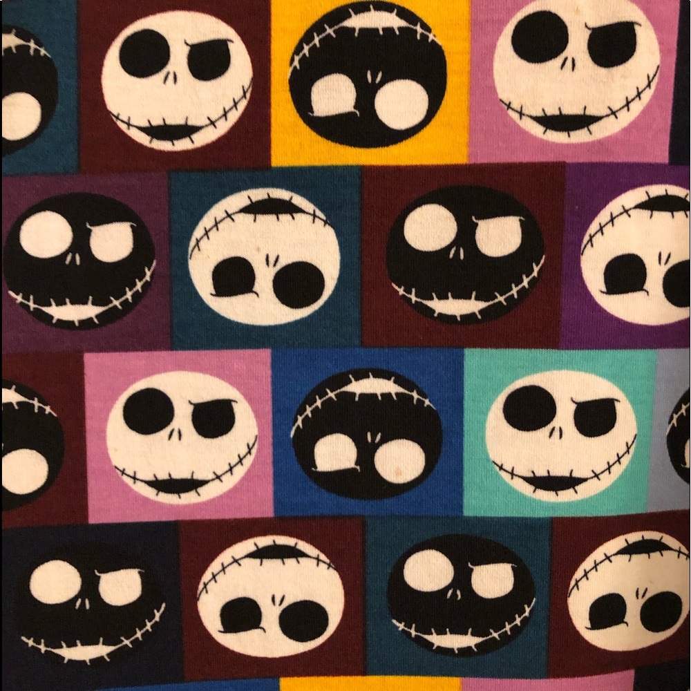 EUC Jack Skellington LuLaRoe shirt ... size L - Picture 4 of 5